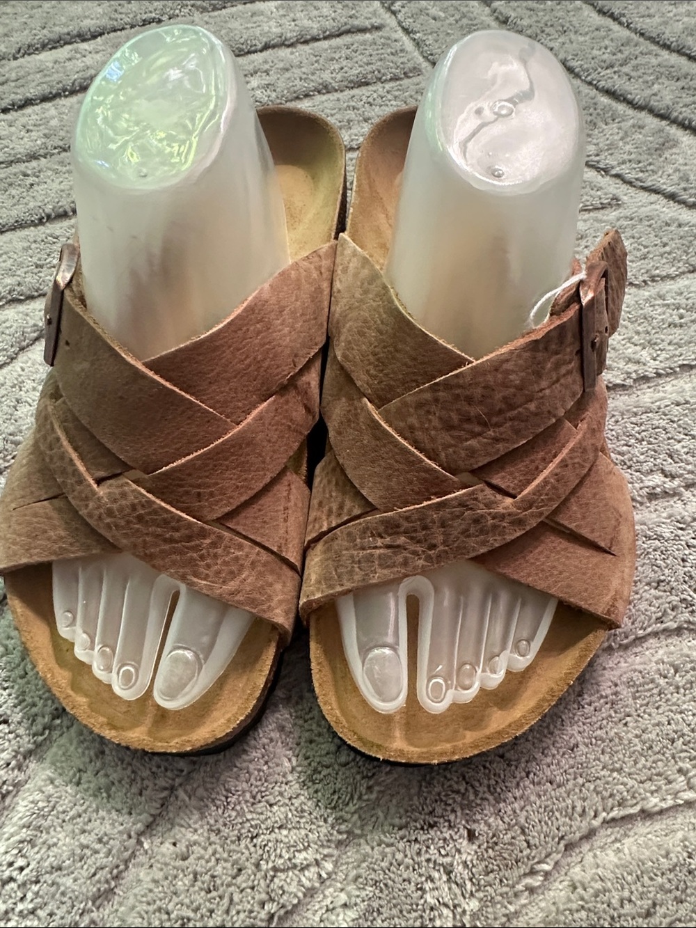 NEW- Men’s Birkenstock Brown Leather Crisscross Slide Sandals - Picture 2 of 7
